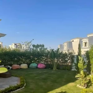 كمبوند ماونتن فيو تشيل اوت بارك اكتوبر MV4